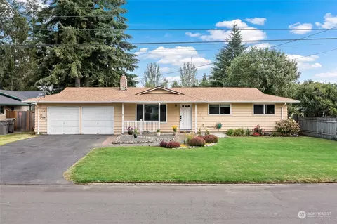 8628 NE 139th St, Kirkland, WA 98034