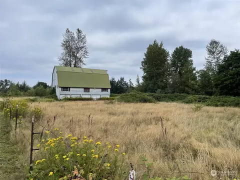 4935 E Third Dr, Bellingham, WA 98226
