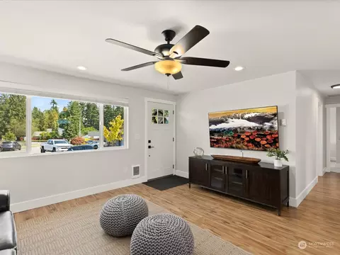 1608 71st Pl SE, Everett, WA 98203 photo 6