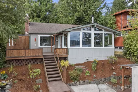9909 Rainier Ave S, Seattle, WA 98118