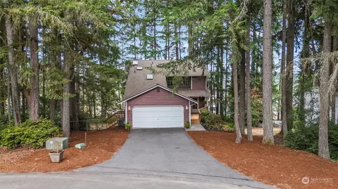 11730 Brian Ln NW, Silverdale, WA 98383