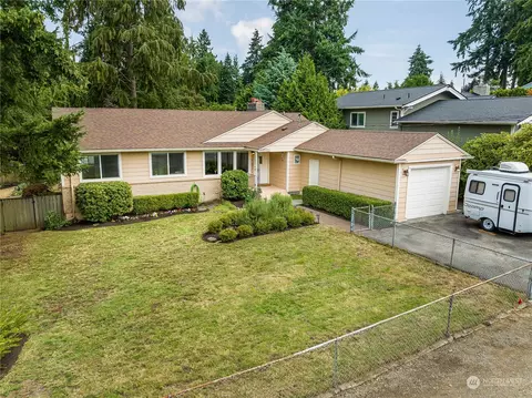 1804 N 198th St, Shoreline, WA 98133