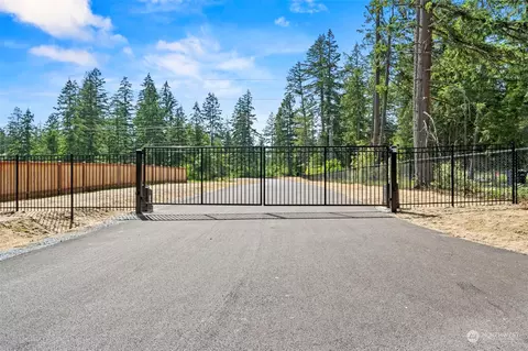 4402 232nd Ln E, Spanaway, WA 98387 photo 2