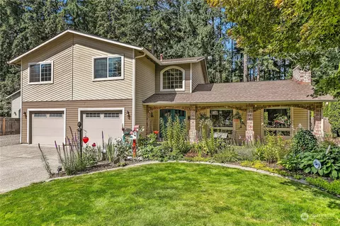 17516 SE 292nd Pl, Kent, WA 98042