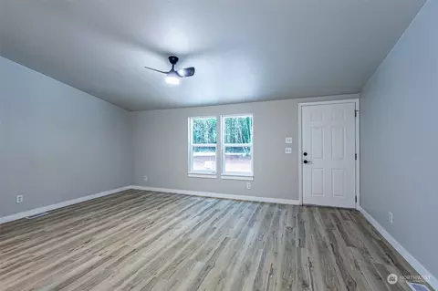 22607 196th St E, Orting, WA 98360 photo 6