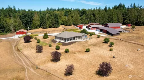 345 W Camano Hill Rd, Camano Island, WA 98282
