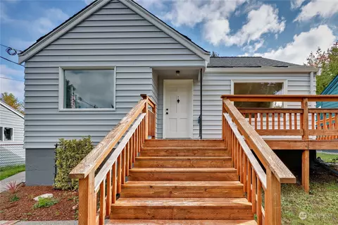 224 Bremerton Blvd W, Bremerton, WA 98312