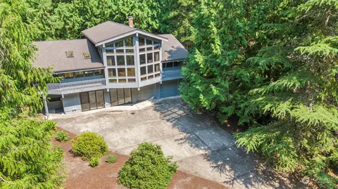 370 Pinecrest Dr, Port Townsend, WA 98368