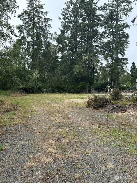 28501 Q St, Ocean Park, WA 98640