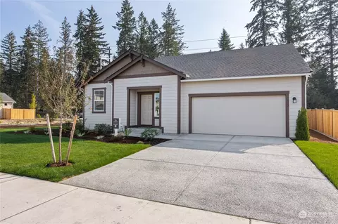 13706 195th St E #429, Graham, WA 98338