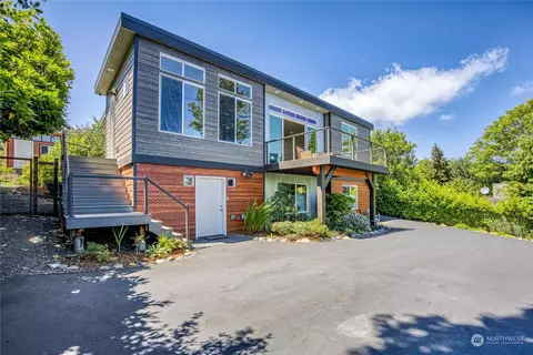 2911 Haines St, Port Townsend, WA 98368