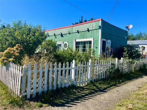 320 Ocean Ave, Westport, WA 98595