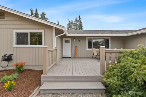 8715 164th Ave E, Sumner, WA 98390 photo 4