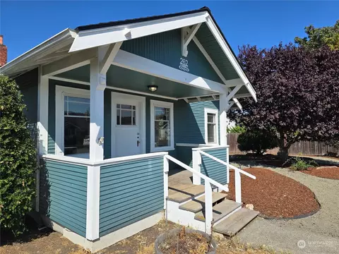 262 W Spruce St, Sequim, WA 98382 photo 11