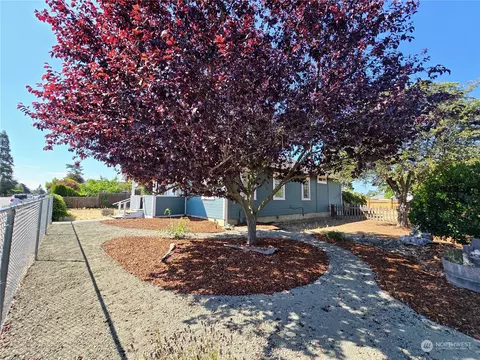 262 W Spruce St, Sequim, WA 98382 photo 32