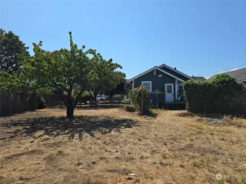 262 W Spruce St, Sequim, WA 98382 photo 29