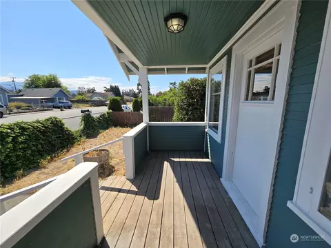 262 W Spruce St, Sequim, WA 98382 photo 14