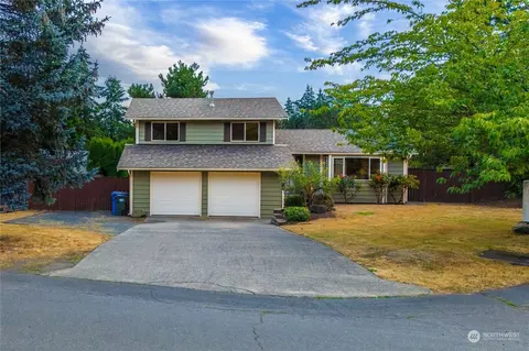 15423 14th Avenue Ct E, Tacoma, WA 98445