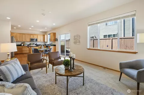 Living - 123 195th Pl SW, Bothell, WA 98012 photo 3 of 4