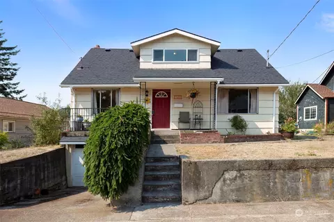 121 Olympic Ave, Bremerton, WA 98312
