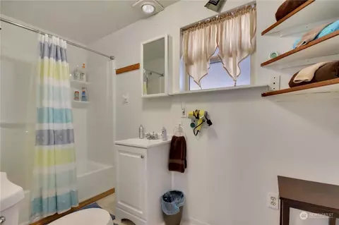 20821 175th Street Ct E, Orting, WA 98360 photo 11
