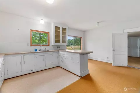 11 Hanen Rd, Raymond, WA 98577 photo 12
