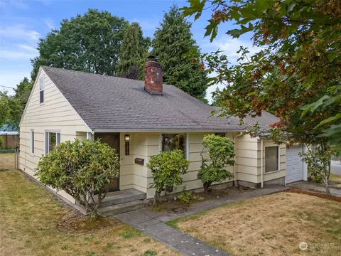 5077 SW Waite St, Seattle, WA 98116