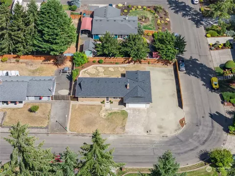 10905 NE 26th Ave, Vancouver, WA 98686