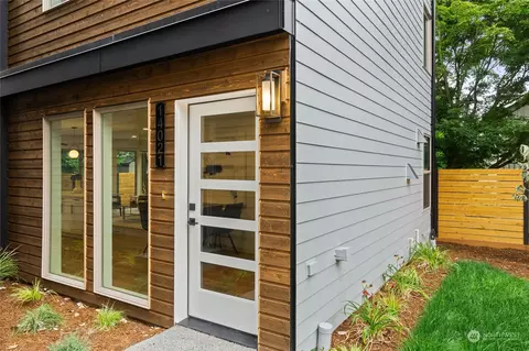 14021 Ashworth Ave N, Seattle, WA 98133