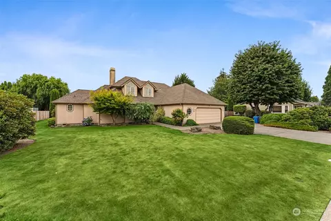 Exterior - 1516 Rainier St, Sumner, WA 98390 photo 2 of 7