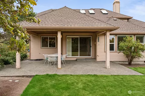 Exterior - 1516 Rainier St, Sumner, WA 98390 photo 6 of 7