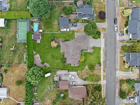 View/Area - 1516 Rainier St, Sumner, WA 98390 photo 2 of 6