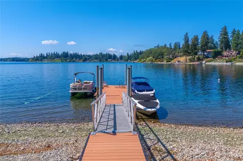 13140 Country Club Dr SW #104, Lakewood, WA 98498