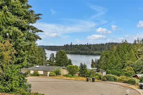 90 E Sea Breeze Dr, Grapeview, WA 98546 photo 5