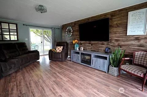 102 Spencer Rd, Sequim, WA 98382 photo 5