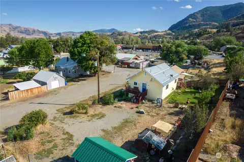 View/Area - 417 Methow St S, Twisp, WA 98856 photo 3 of 3