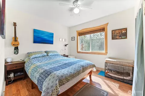 Bedroom - 417 Methow St S, Twisp, WA 98856 photo 1 of 3