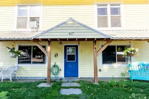 Exterior - 417 Methow St S, Twisp, WA 98856 photo 6 of 12