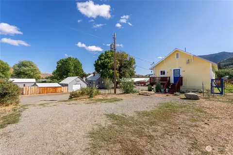 Exterior - 417 Methow St S, Twisp, WA 98856 photo 9 of 12