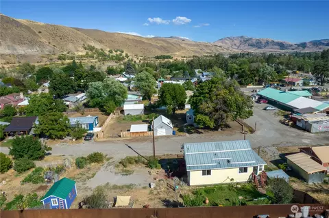View/Area - 417 Methow St S, Twisp, WA 98856 photo 2 of 3