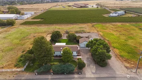 44604 S 2106 Prairie St SE, Kennewick, WA 99337