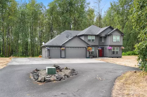 138 Chelsea Ave, Castle Rock, WA 98611