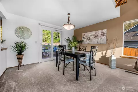 Dining - 23323 12th Pl W, Bothell, WA 98021 photo 2 of 2