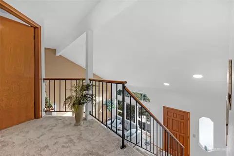 Entry Way - 23323 12th Pl W, Bothell, WA 98021 photo 2 of 2