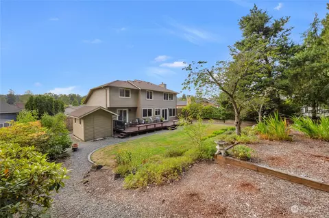 Exterior - 23323 12th Pl W, Bothell, WA 98021 photo 12 of 12