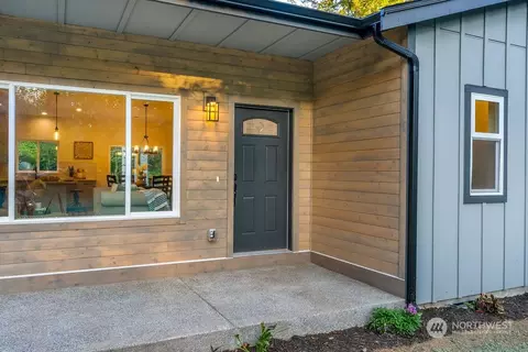 1511 195th Ave SW, Lakebay, WA 98349