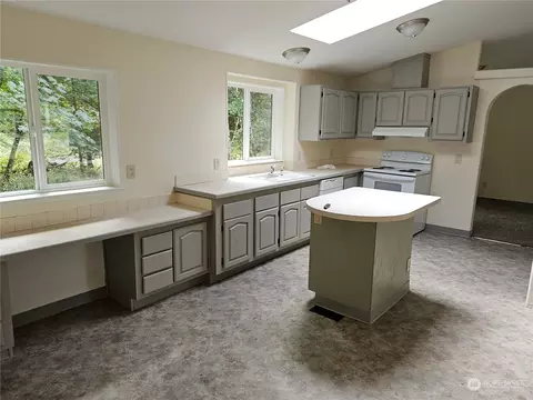 231 Avery Rd W, Winlock, WA 98596 photo 5