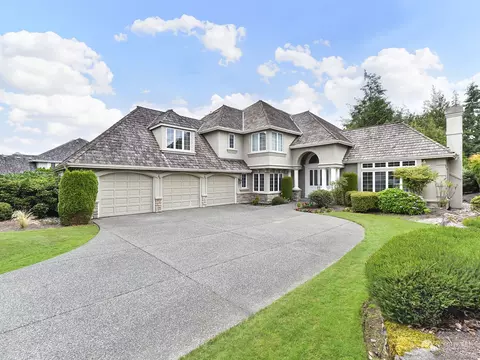 2412 277th Ave SE, Sammamish, WA 98075