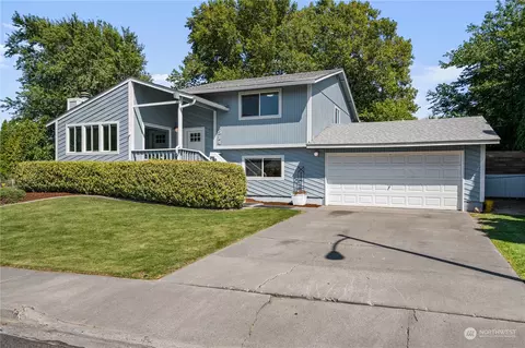 5914 W 16th Ave, Kennewick, WA 99338