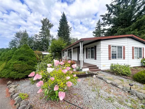 1349 Kimberly St, Enumclaw, WA 98022 photo 2